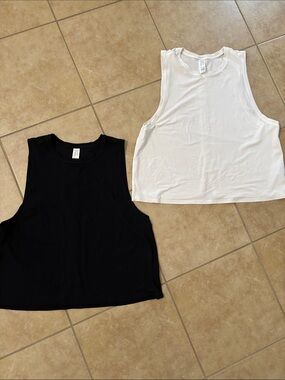 Spanx Tank Top - Black & White